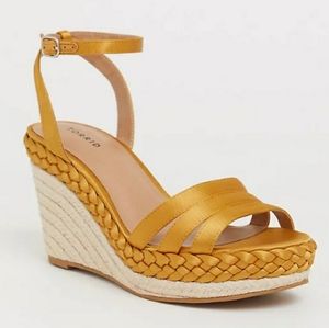 Torrid Mistro Mustard Satin Braided Platform SZ 11